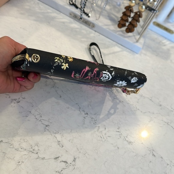 Dasein black with multicolored flower print wallet/wristlet - Picture 5 of 5